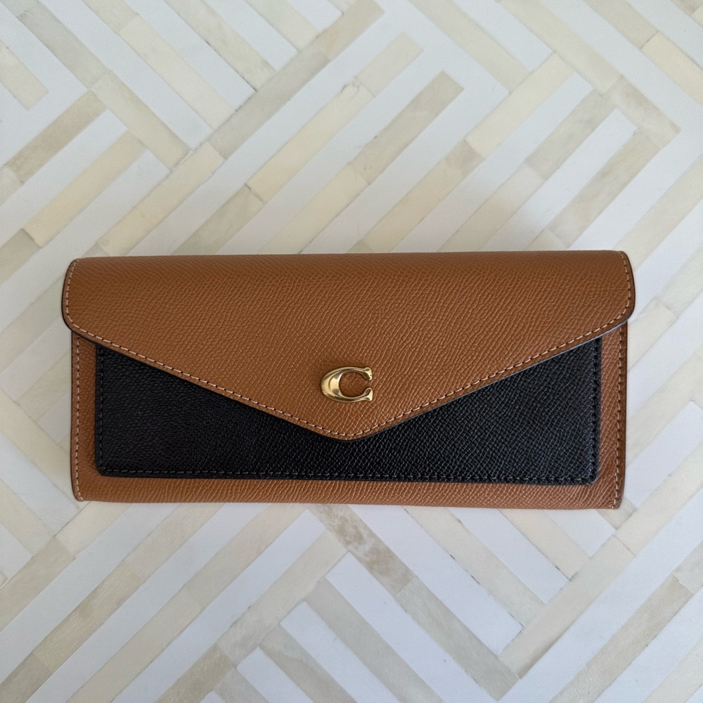 Coach Wyn Soft Wallet - Picture 1 of 4